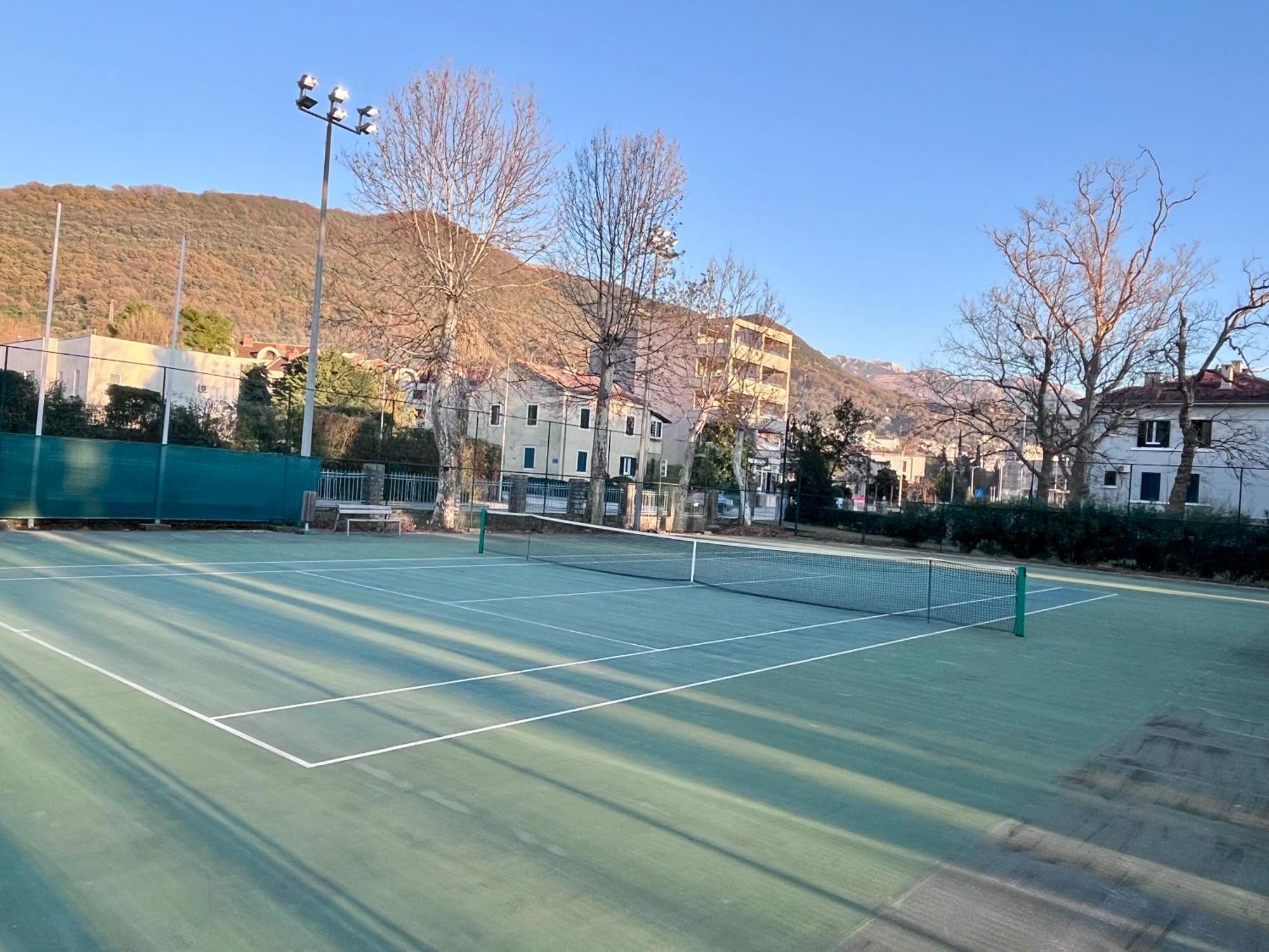 Tivat Apartments Екстер'єр фото