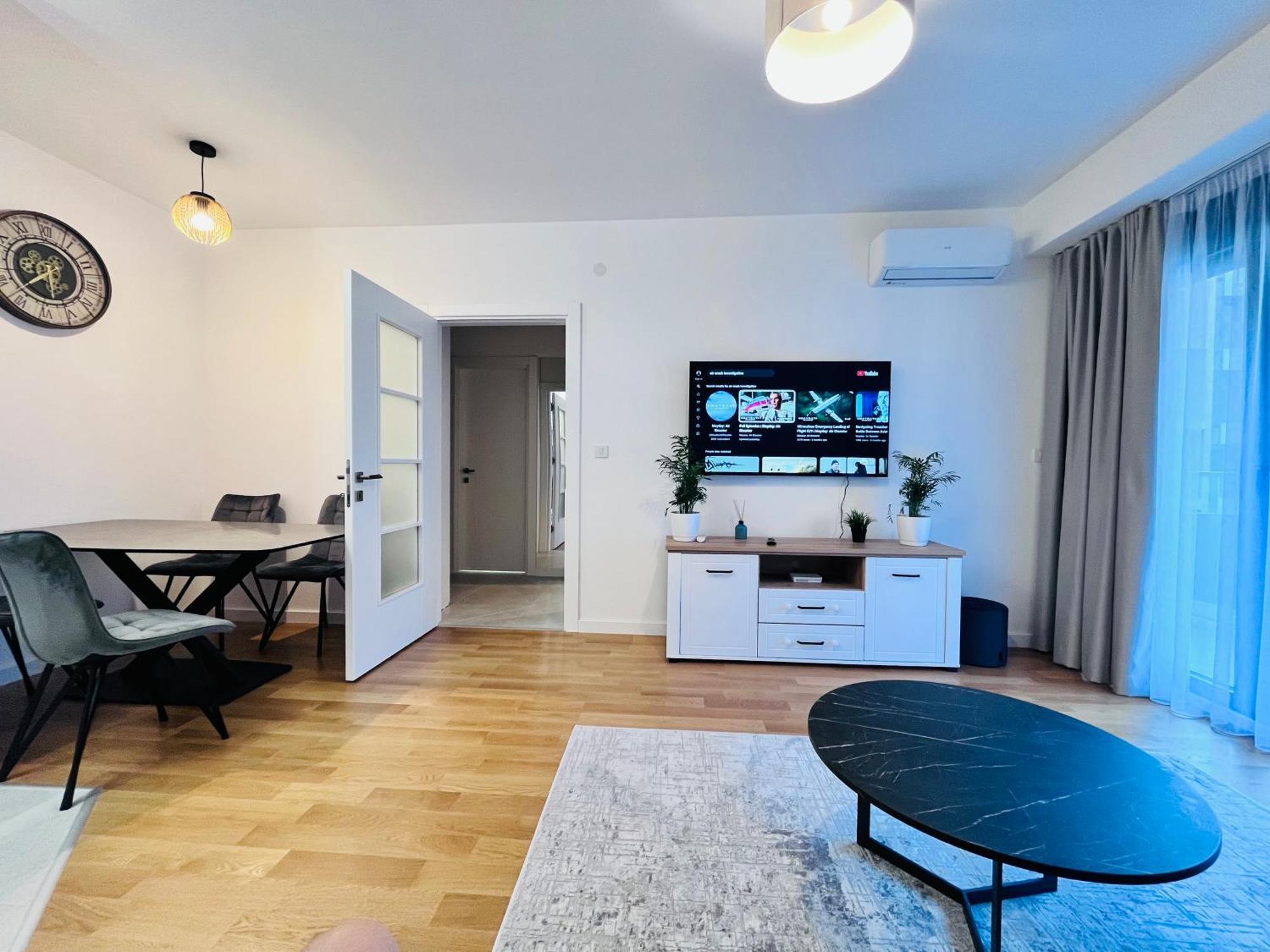Tivat Apartments Екстер'єр фото